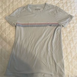 Light blue vineyard vines t shirt